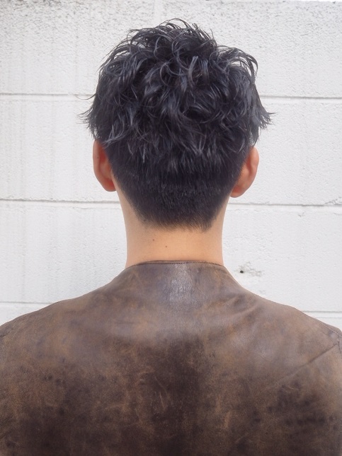 MEN`S ショート　クール系パーマスタイル
