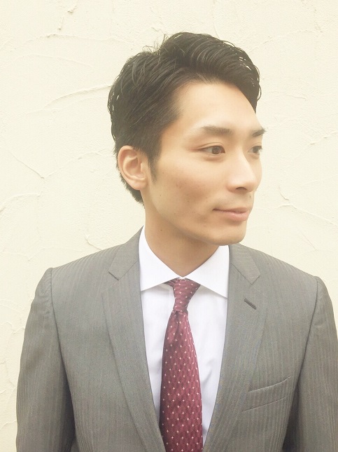 大人ショート　ビジネススタイル
